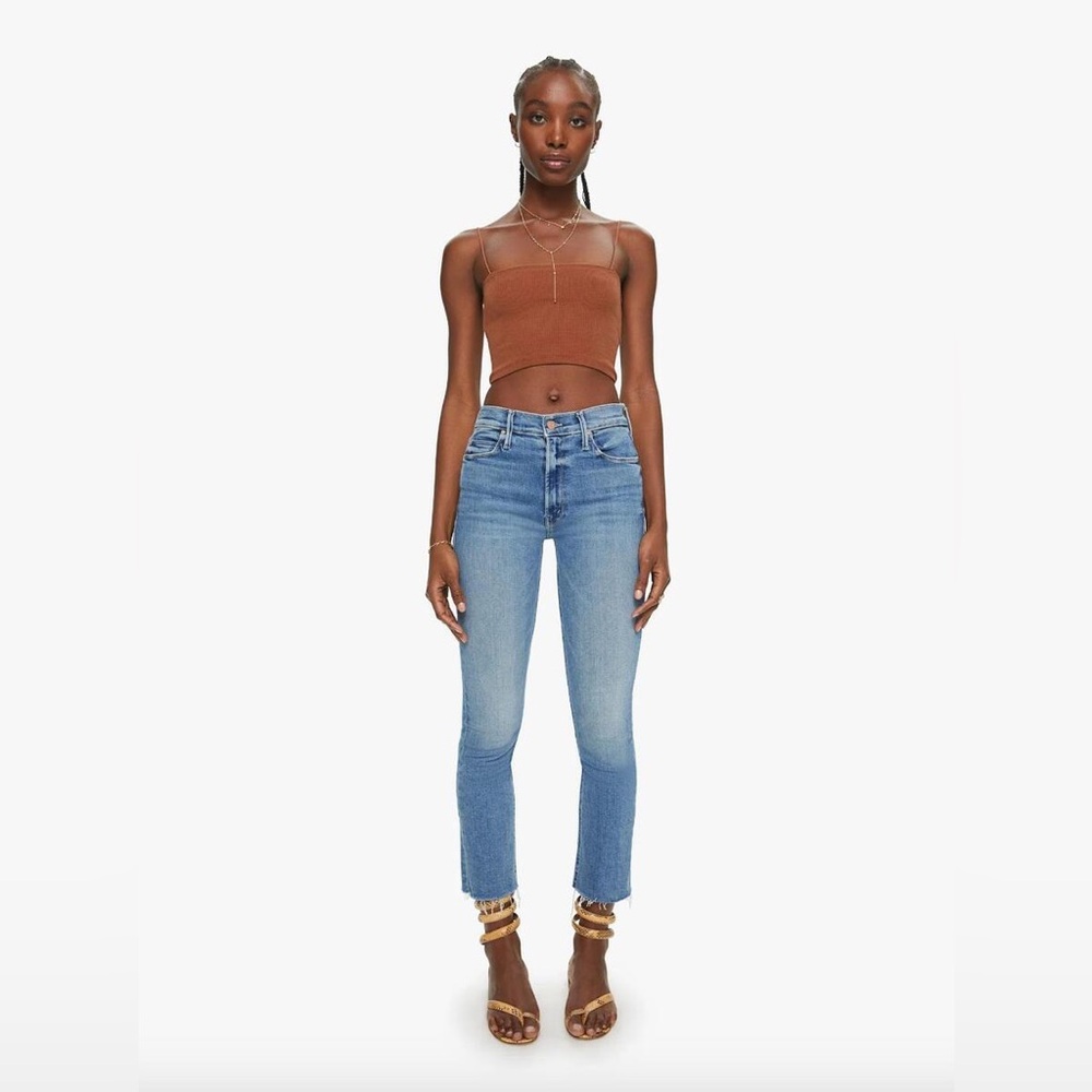 Mother - The Mid Rise Dazzler Ankle Fray Denim Jeans in Riding the Cliffside - Picture 2 of 10